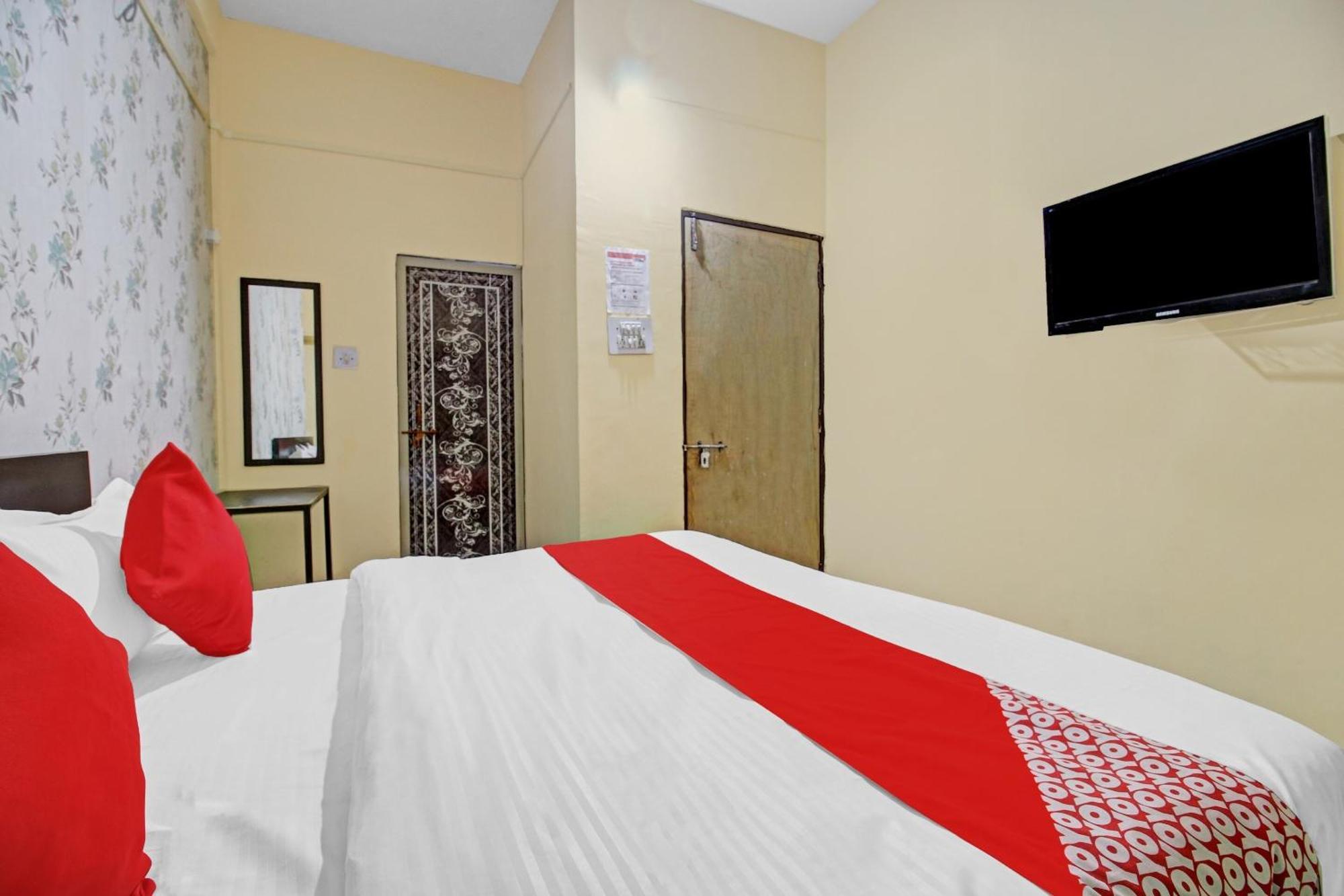 Hotel O Red N Blue Бхопал Экстерьер фото