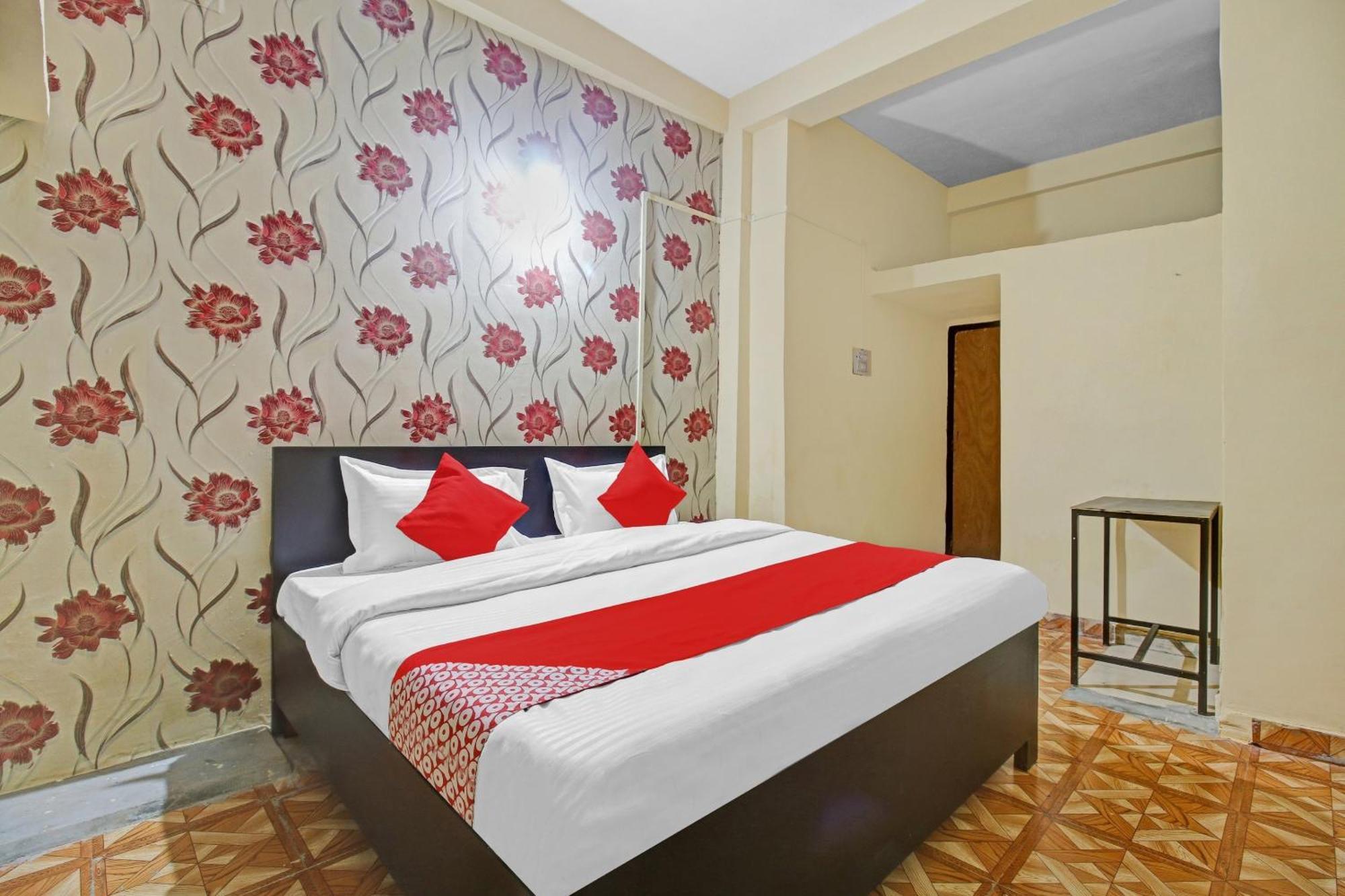 Hotel O Red N Blue Бхопал Экстерьер фото